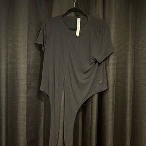 Lululemon tie front t shirt